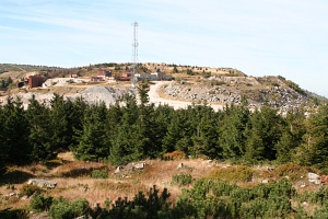 The Izera Mountains: 'Stanislaw' - the closed open-pit quartz mine - view from the top of Zwalisko